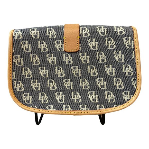 Gray Wristlet - Picture 3 of 3